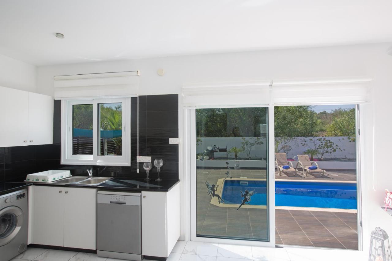 Broadway Villas Protaras Ngoại thất bức ảnh